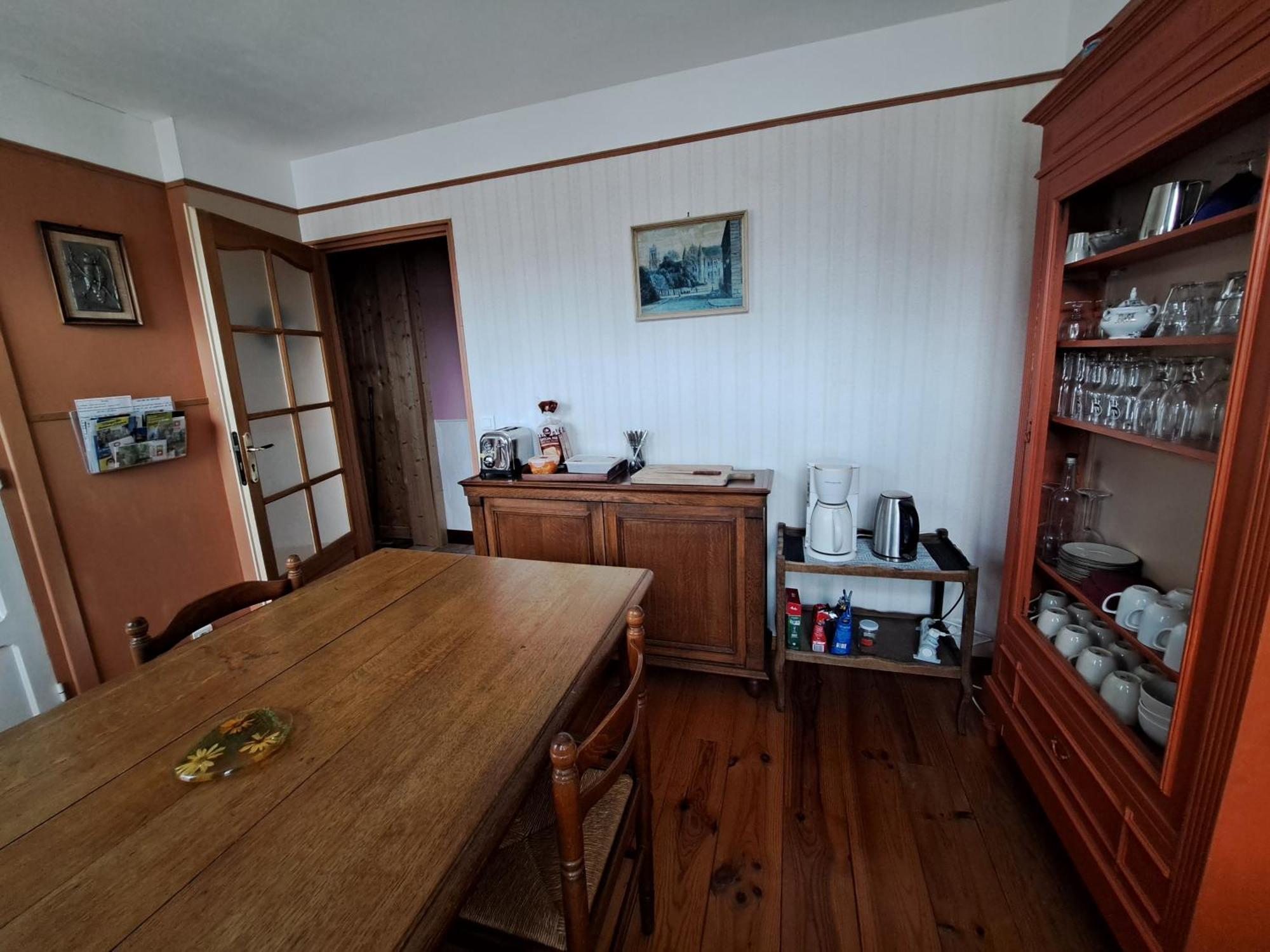 Location A Coucy Le Chateau 외부 사진