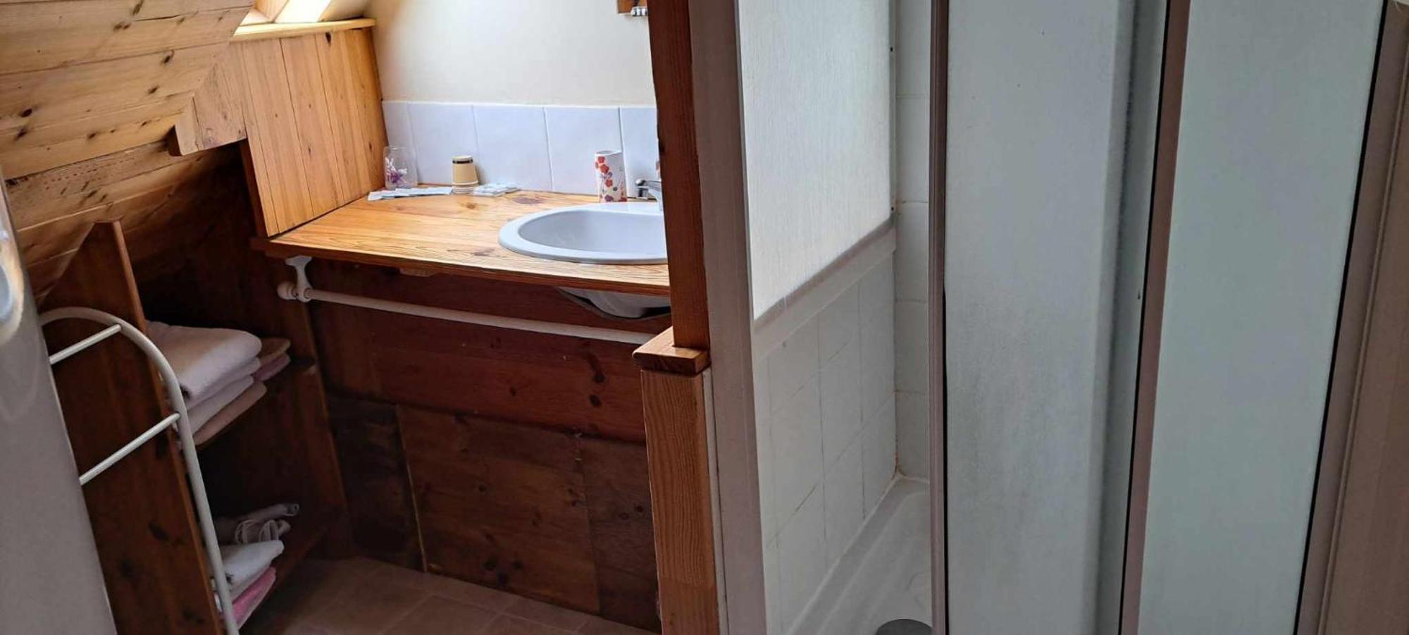 Location A Coucy Le Chateau 외부 사진
